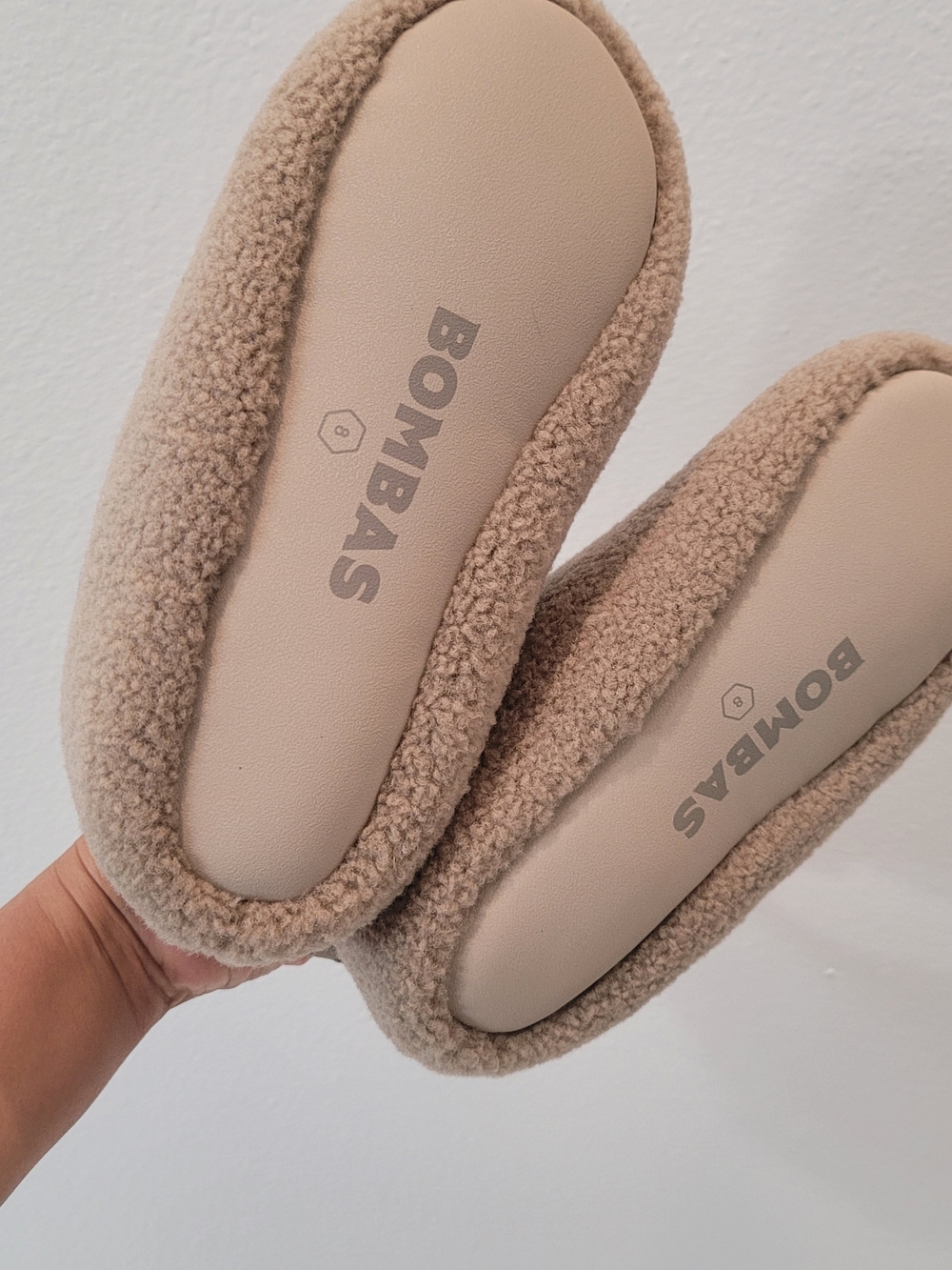 Bombas Women's Cabin Slippers Size 8 New Never Used Color Fawn Taupe - Picture 15 of 16